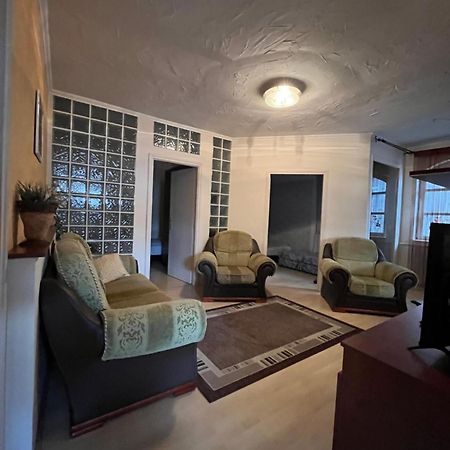 Tocc Apartman Gyal Bagian luar foto