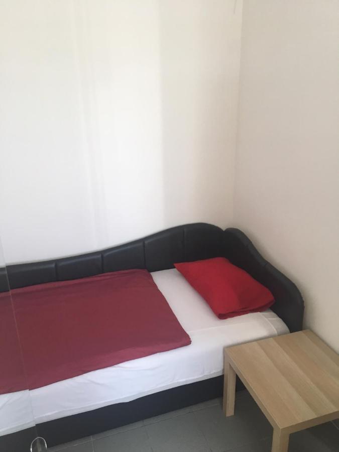 Tocc Apartman Gyal Bagian luar foto