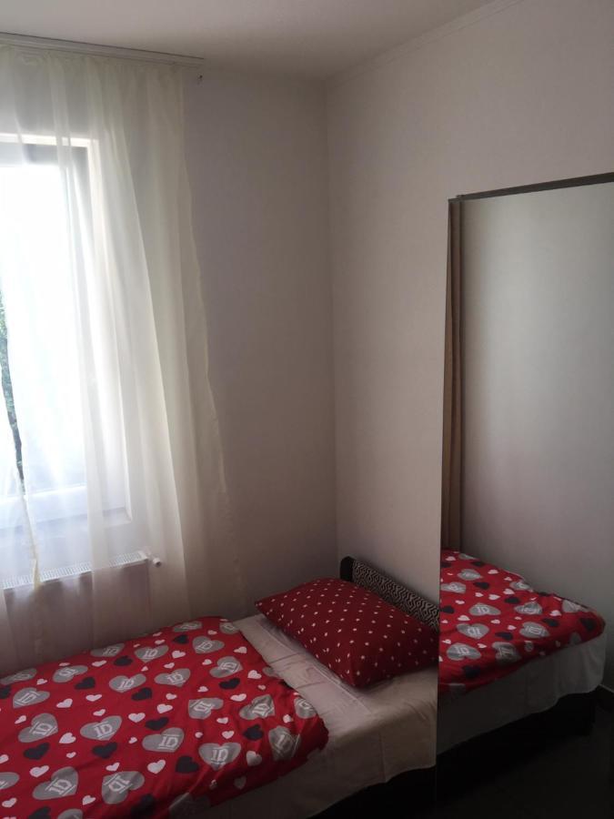 Tocc Apartman Gyal Bagian luar foto