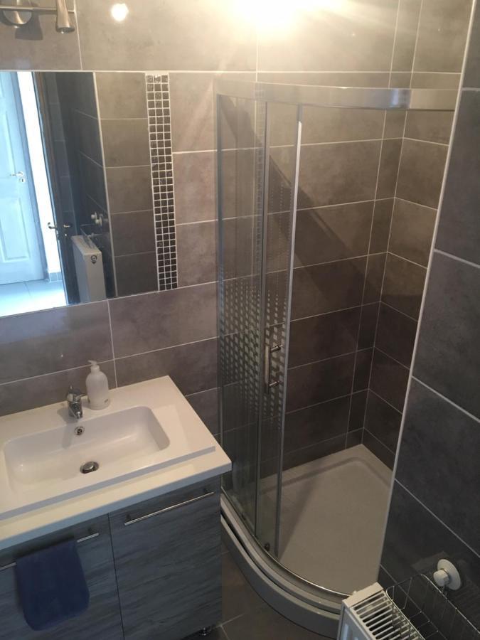 Tocc Apartman Gyal Bagian luar foto