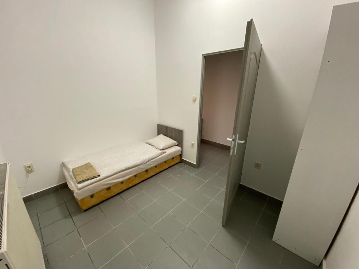 Tocc Apartman Gyal Bagian luar foto